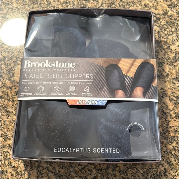 Brookstone Other - Brookstone Eucalyptus Scented Heated Slippers - Dark Gray